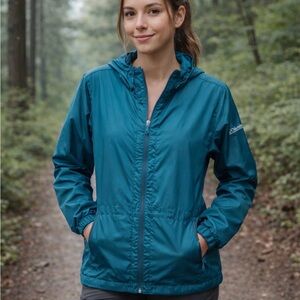 *Columbia Windbreaker. Size L. Teal